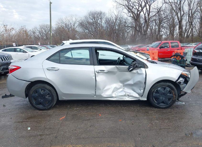 Photo 14 of 2016 Toyota Corolla S (VIN 5YFBURHE5GP547069)