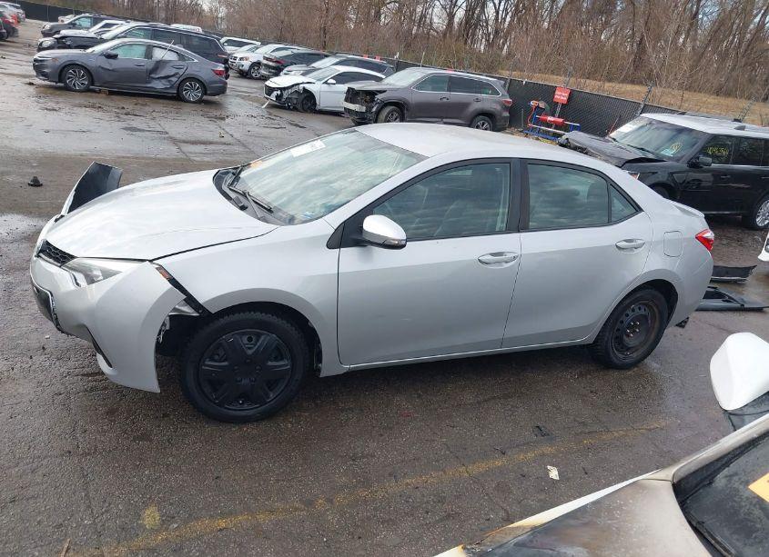 Photo 15 of 2016 Toyota Corolla S (VIN 5YFBURHE5GP547069)