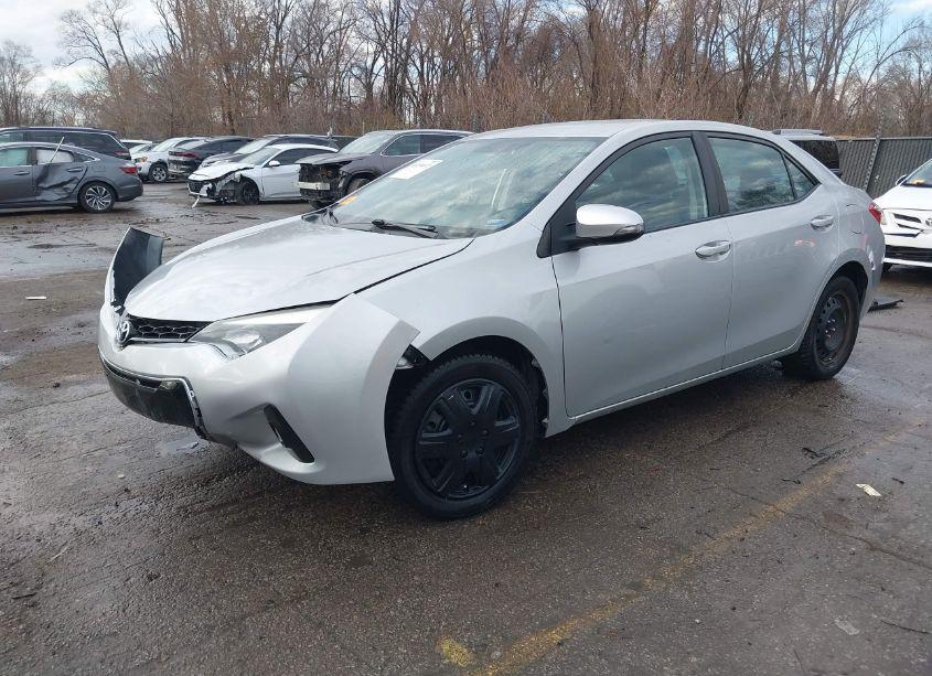 Photo 2 of 2016 Toyota Corolla S (VIN 5YFBURHE5GP547069)