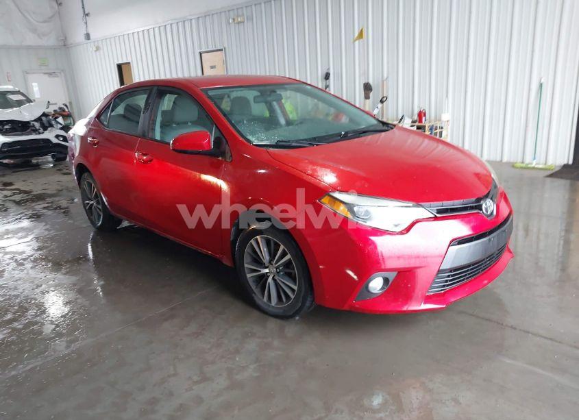 2016 Toyota Corolla LE PLUS (VIN 5YFBURHE5GP550537) main photo