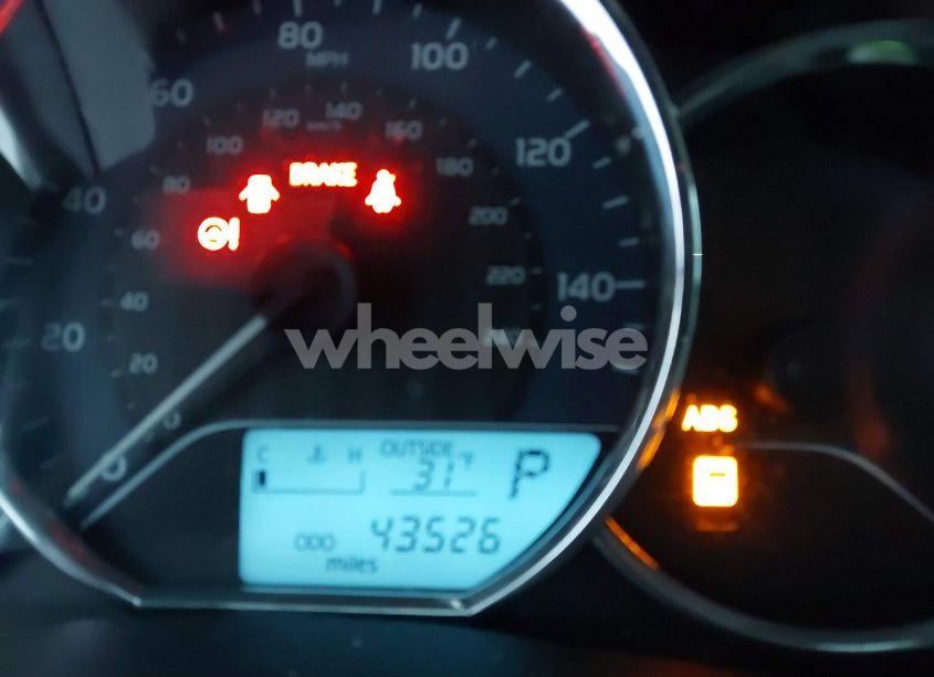 Photo 15 of 2016 Toyota Corolla LE (VIN 5YFBURHE5GP563224)