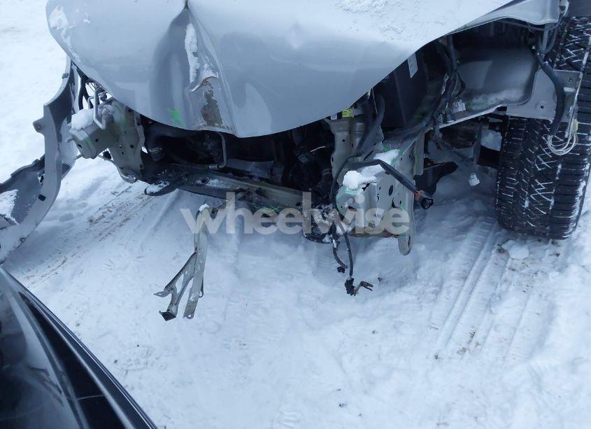 Photo 6 of 2016 Toyota Corolla LE (VIN 5YFBURHE5GP563224)