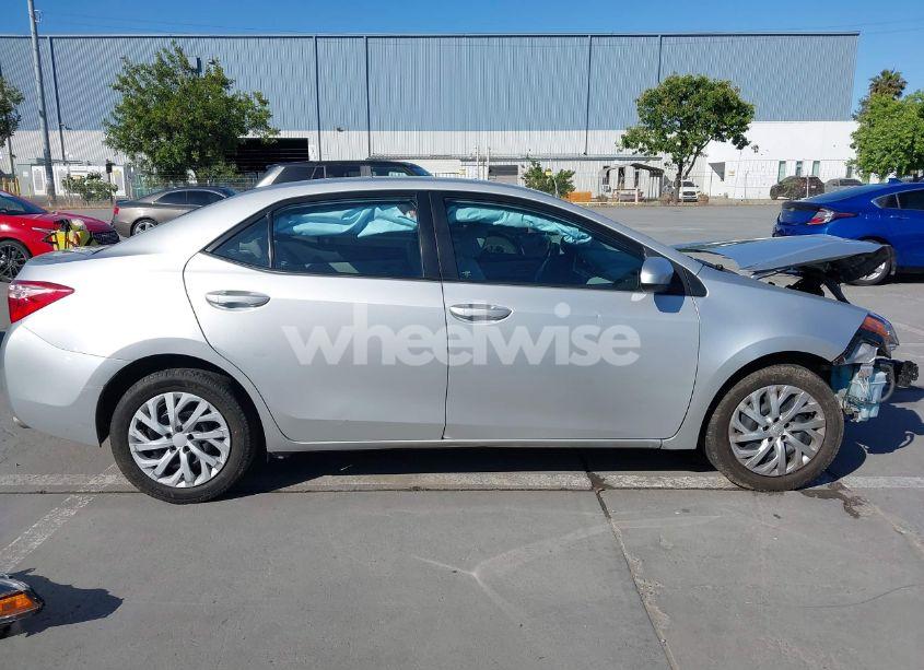 Photo 14 of 2017 Toyota Corolla LE (VIN 5YFBURHE5HP569817)