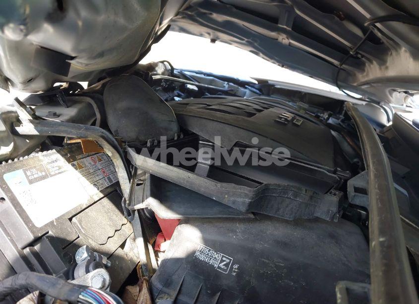 Photo 10 of 2017 Toyota Corolla LE (VIN 5YFBURHE5HP581112)