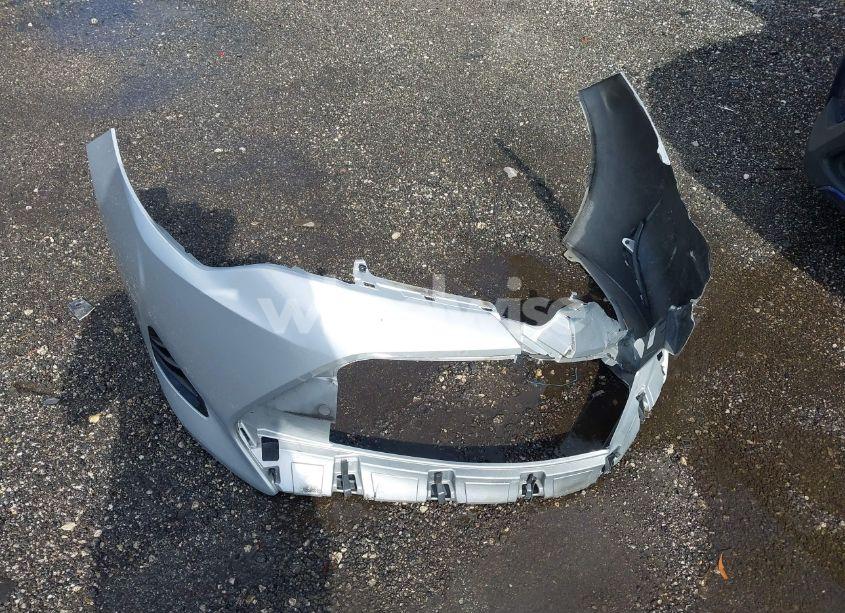 Photo 12 of 2017 Toyota Corolla LE (VIN 5YFBURHE5HP581112)