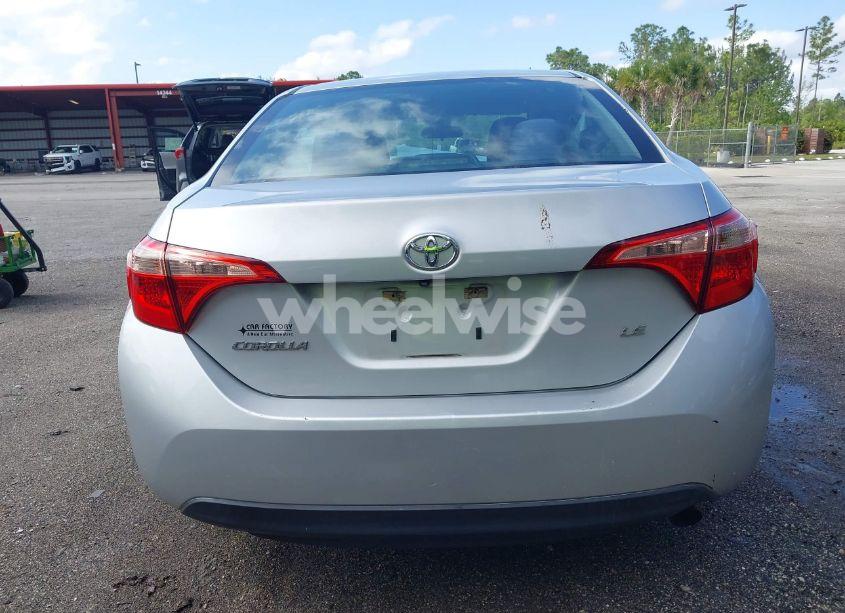 Photo 17 of 2017 Toyota Corolla LE (VIN 5YFBURHE5HP581112)