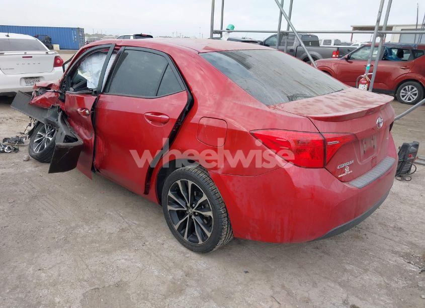 Photo 3 of 2017 Toyota Corolla SE (VIN 5YFBURHE5HP610043)