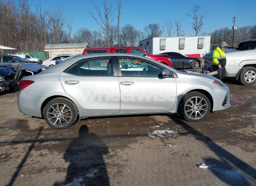 Photo 13 of 2017 Toyota Corolla SE SPECIAL EDITION (VIN 5YFBURHE5HP624458)