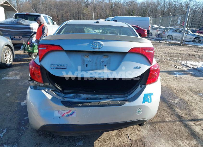 Photo 16 of 2017 Toyota Corolla SE SPECIAL EDITION (VIN 5YFBURHE5HP624458)