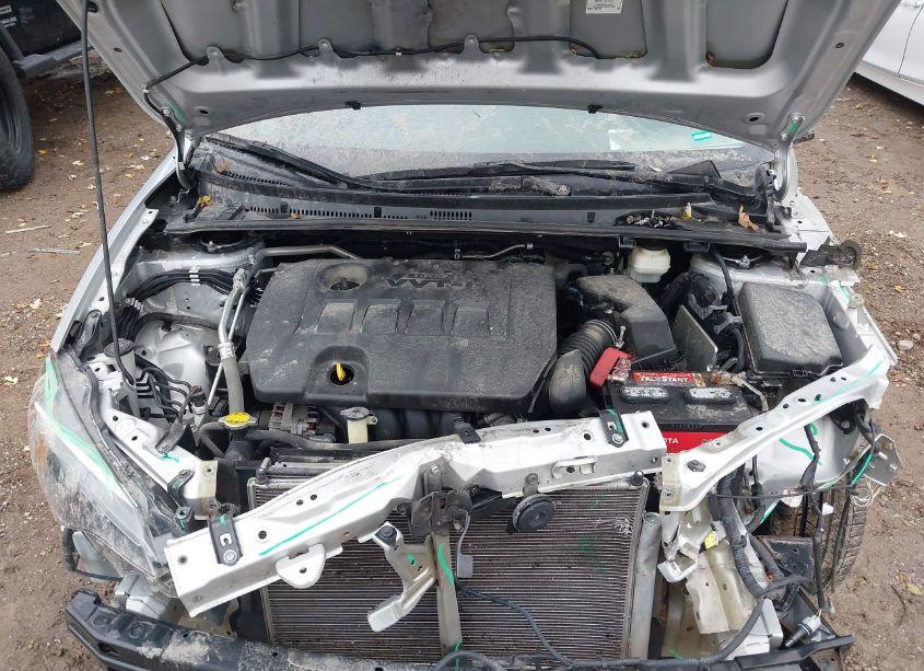 Photo 10 of 2017 Toyota Corolla L/LE/XLE/SE/XSE (VIN 5YFBURHE5HP629952)