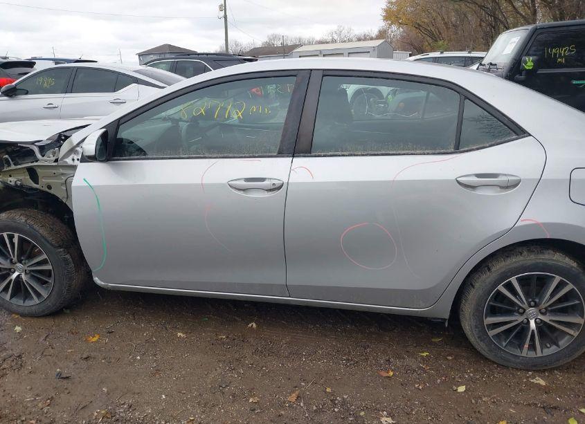 Photo 14 of 2017 Toyota Corolla L/LE/XLE/SE/XSE (VIN 5YFBURHE5HP629952)