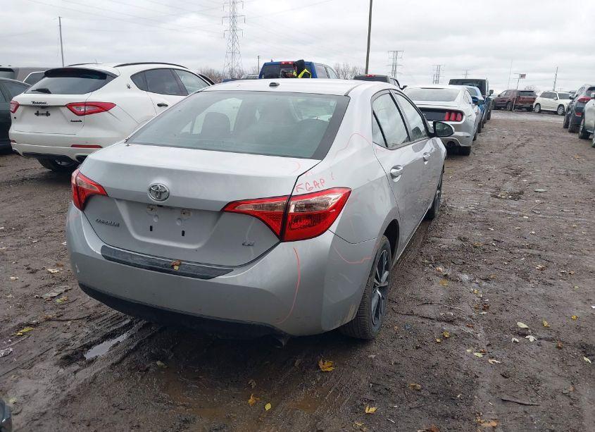 Photo 4 of 2017 Toyota Corolla L/LE/XLE/SE/XSE (VIN 5YFBURHE5HP629952)