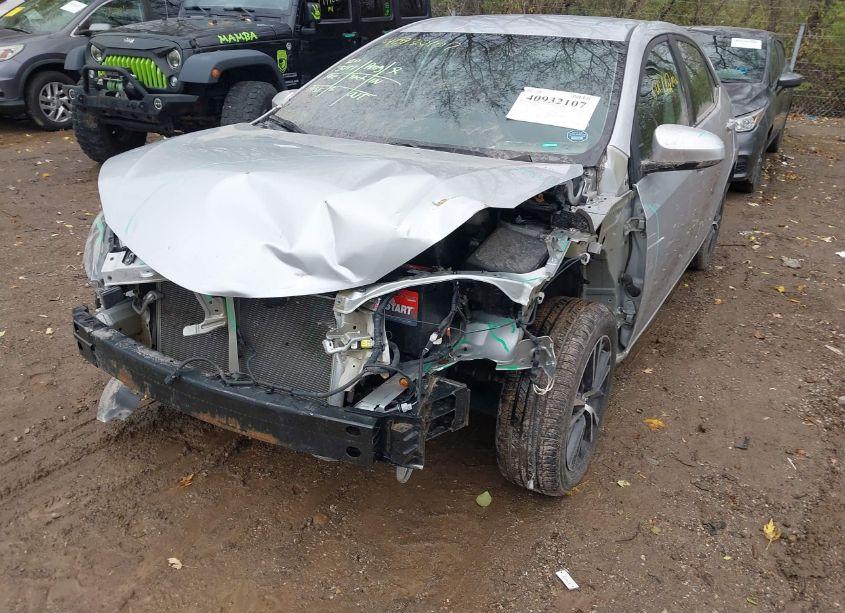 Photo 6 of 2017 Toyota Corolla L/LE/XLE/SE/XSE (VIN 5YFBURHE5HP629952)