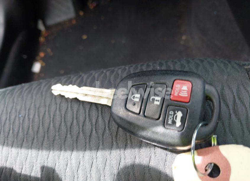 Photo 11 of 2017 Toyota Corolla LE (VIN 5YFBURHE5HP630213)