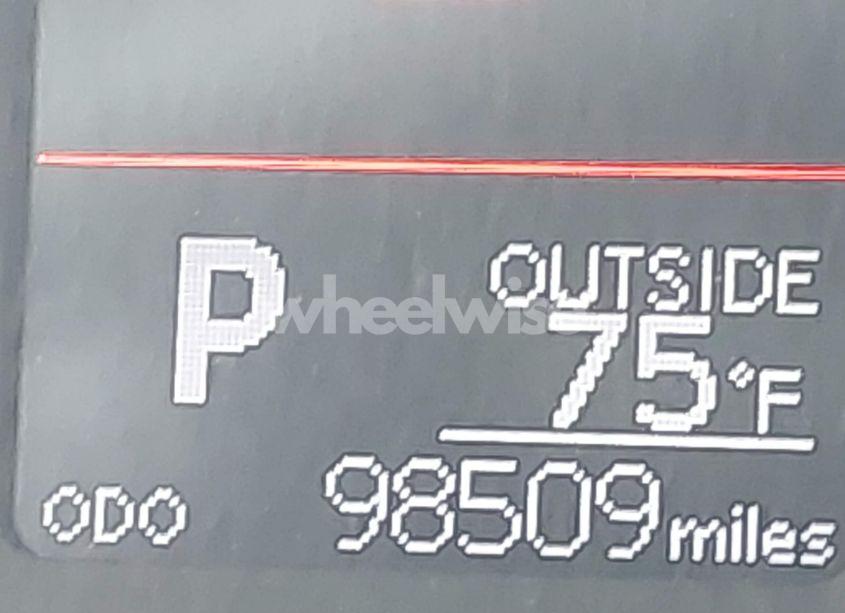 Photo 16 of 2017 Toyota Corolla LE (VIN 5YFBURHE5HP630213)