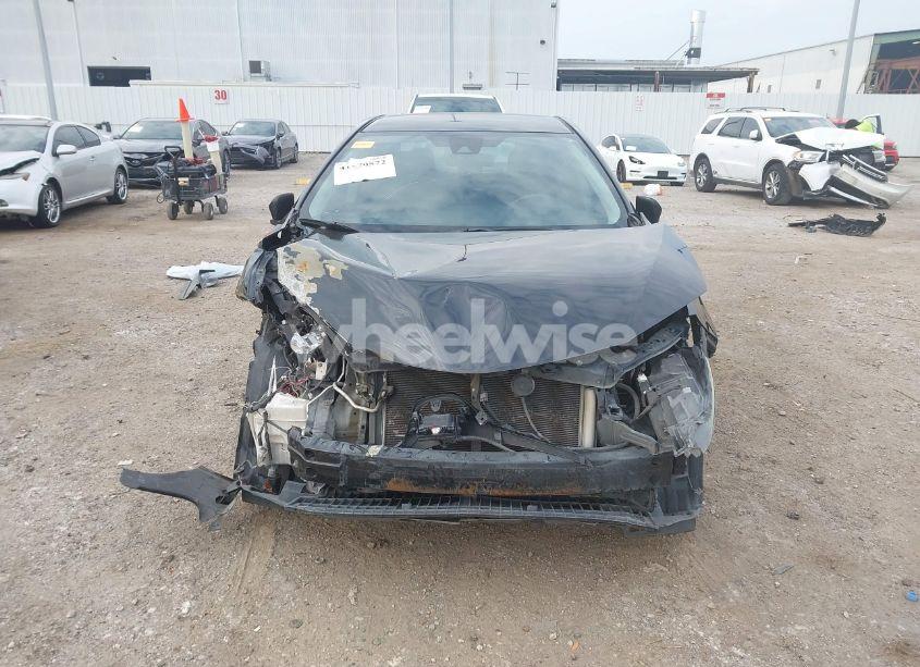 Photo 13 of 2017 Toyota Corolla SE (VIN 5YFBURHE5HP636920)