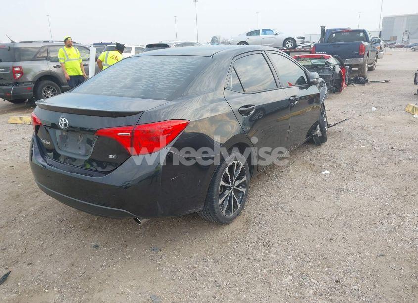 Photo 4 of 2017 Toyota Corolla SE (VIN 5YFBURHE5HP636920)