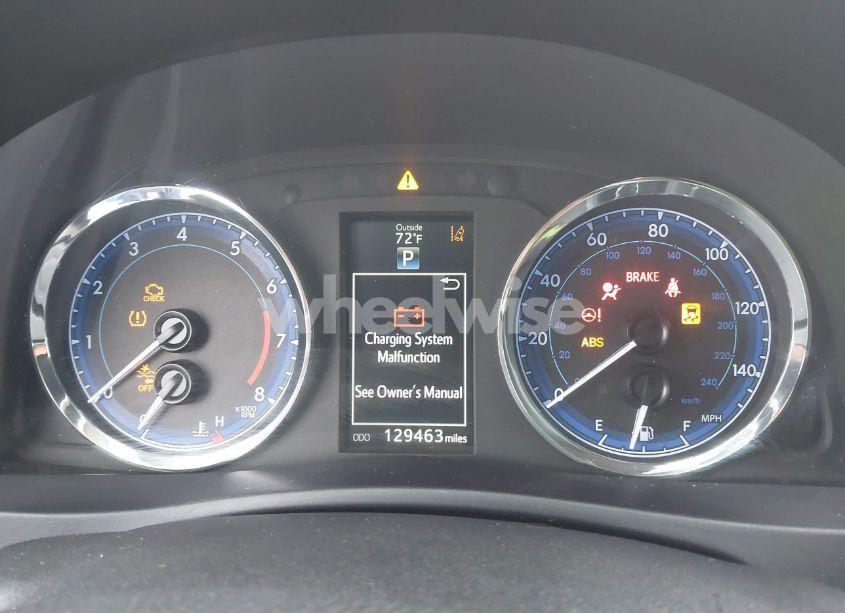 Photo 7 of 2017 Toyota Corolla SE (VIN 5YFBURHE5HP636920)