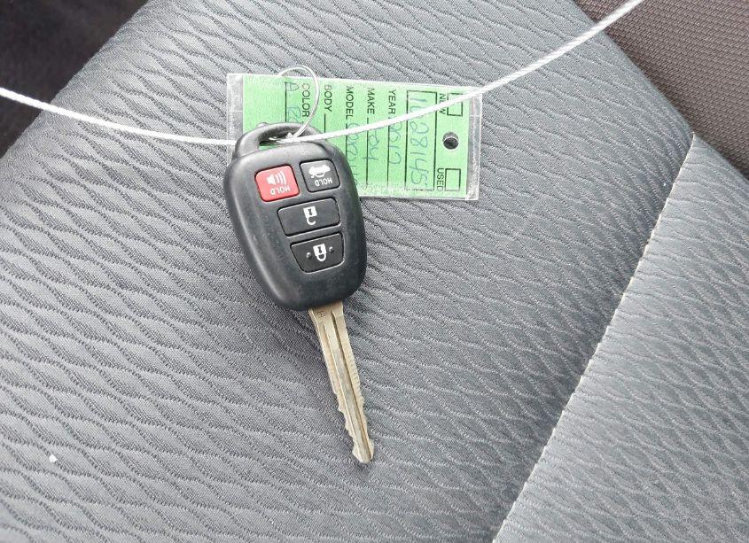 Photo 11 of 2017 Toyota Corolla LE (VIN 5YFBURHE5HP637226)