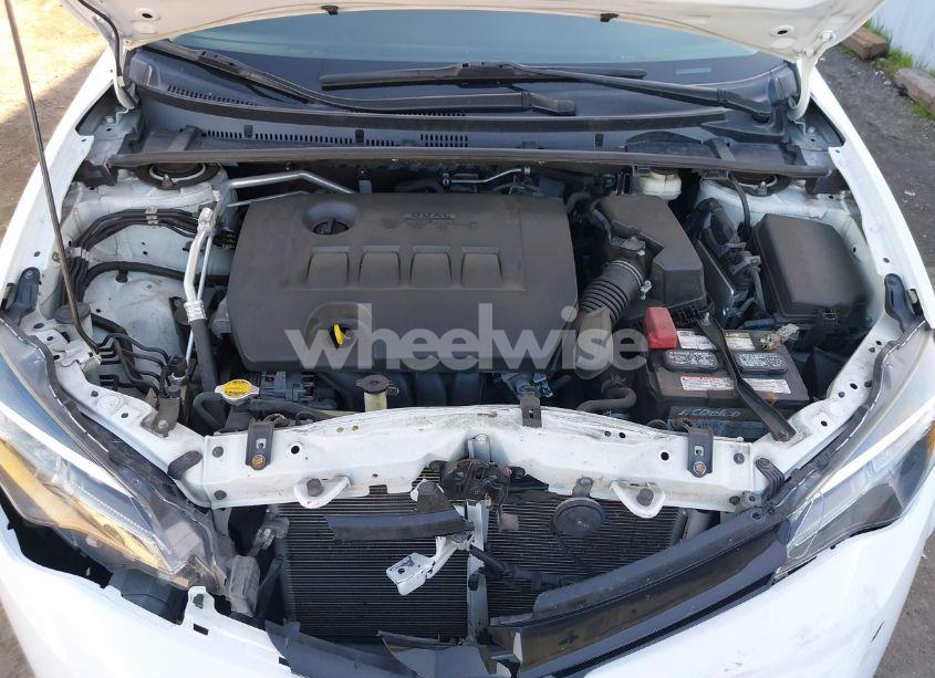 Photo 10 of 2017 Toyota Corolla LE (VIN 5YFBURHE5HP639431)