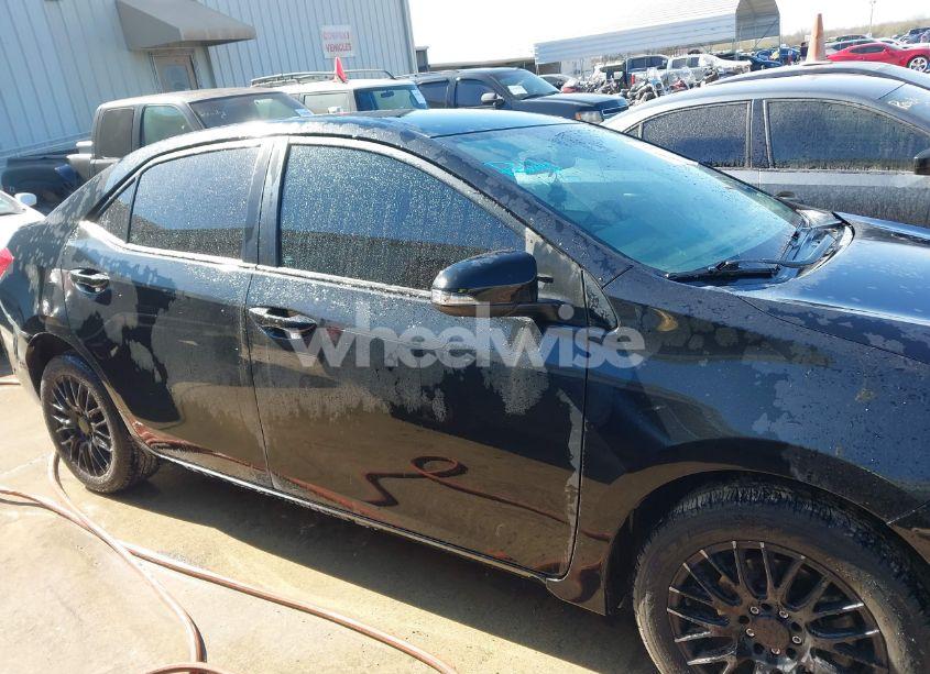 Photo 13 of 2017 Toyota Corolla SE (VIN 5YFBURHE5HP641681)