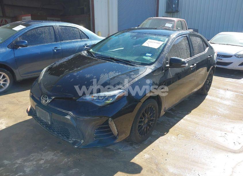 Photo 2 of 2017 Toyota Corolla SE (VIN 5YFBURHE5HP641681)