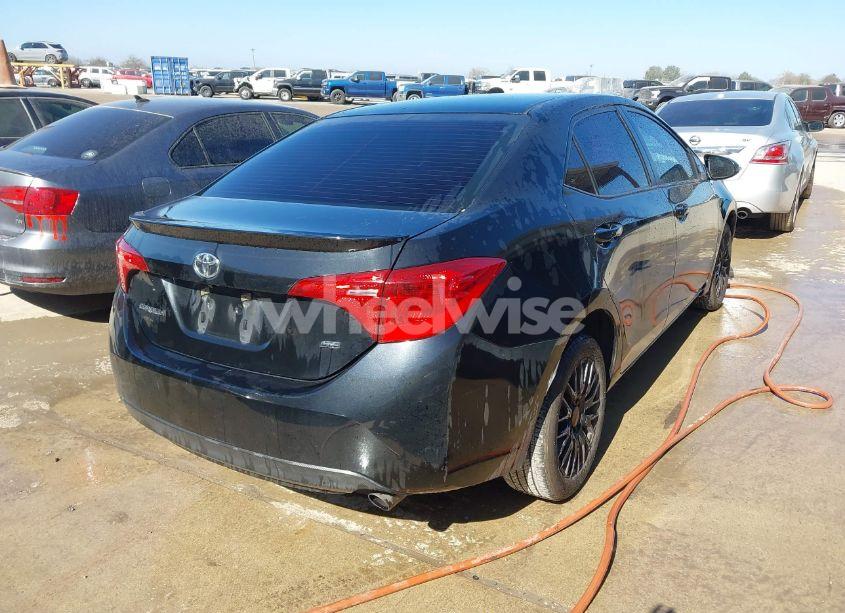 Photo 4 of 2017 Toyota Corolla SE (VIN 5YFBURHE5HP641681)