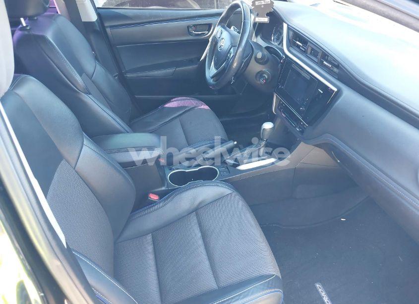 Photo 5 of 2017 Toyota Corolla SE (VIN 5YFBURHE5HP641681)