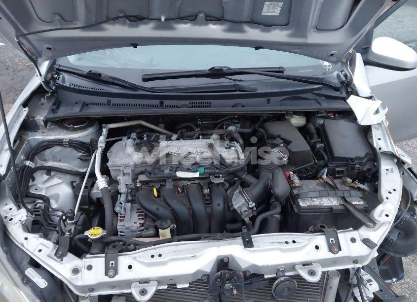 Photo 10 of 2017 Toyota Corolla LE (VIN 5YFBURHE5HP646119)