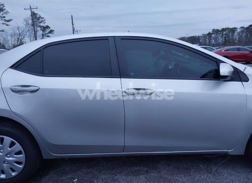 Photo 12 of 2017 Toyota Corolla LE (VIN 5YFBURHE5HP646119)