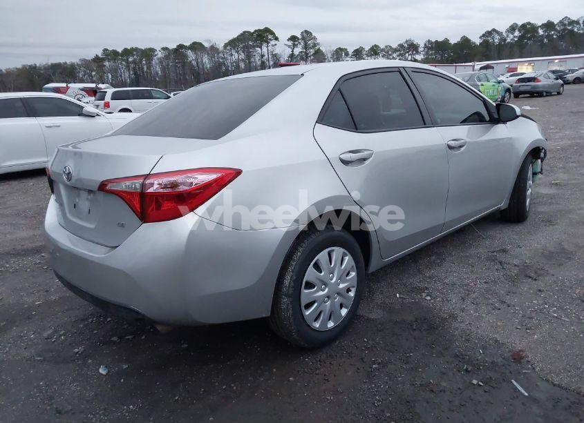 Photo 4 of 2017 Toyota Corolla LE (VIN 5YFBURHE5HP646119)