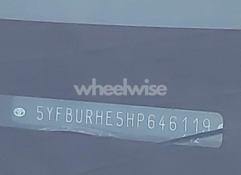 Photo 9 of 2017 Toyota Corolla LE (VIN 5YFBURHE5HP646119)