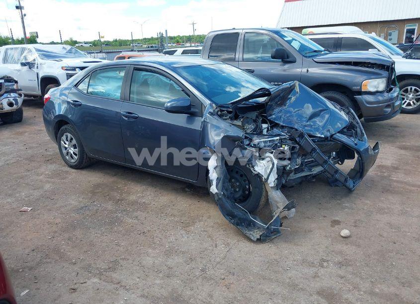 2017 Toyota Corolla L (VIN 5YFBURHE5HP673143) main photo