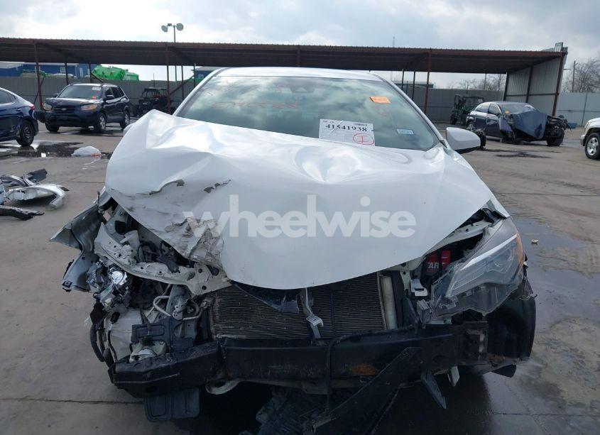 Photo 13 of 2017 Toyota Corolla LE (VIN 5YFBURHE5HP677807)