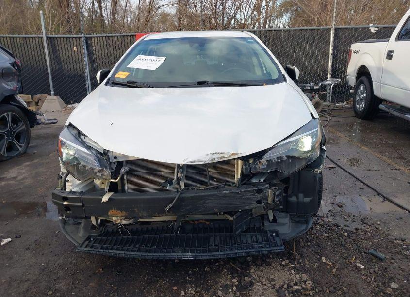 Photo 13 of 2017 Toyota Corolla LE (VIN 5YFBURHE5HP690024)