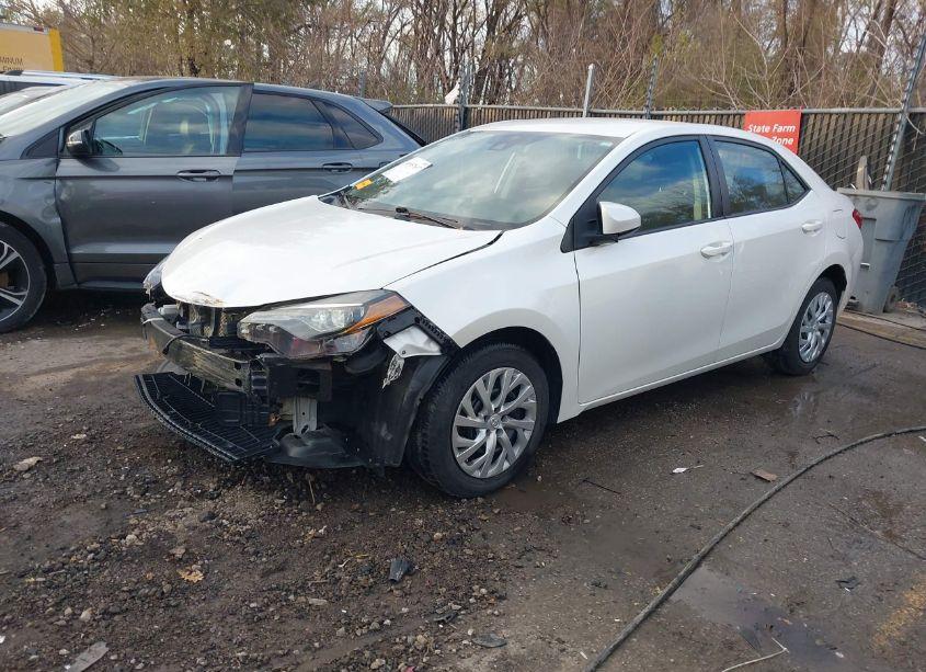 Photo 2 of 2017 Toyota Corolla LE (VIN 5YFBURHE5HP690024)