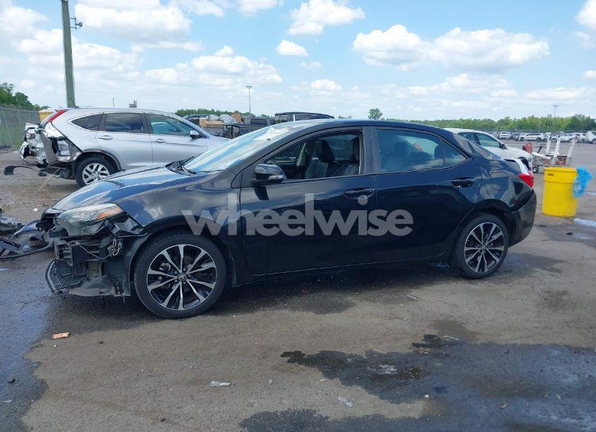 Photo 15 of 2017 Toyota Corolla SE (VIN 5YFBURHE5HP696180)