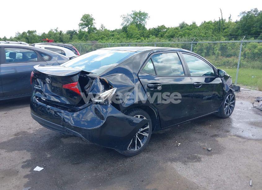 Photo 4 of 2017 Toyota Corolla SE (VIN 5YFBURHE5HP696180)