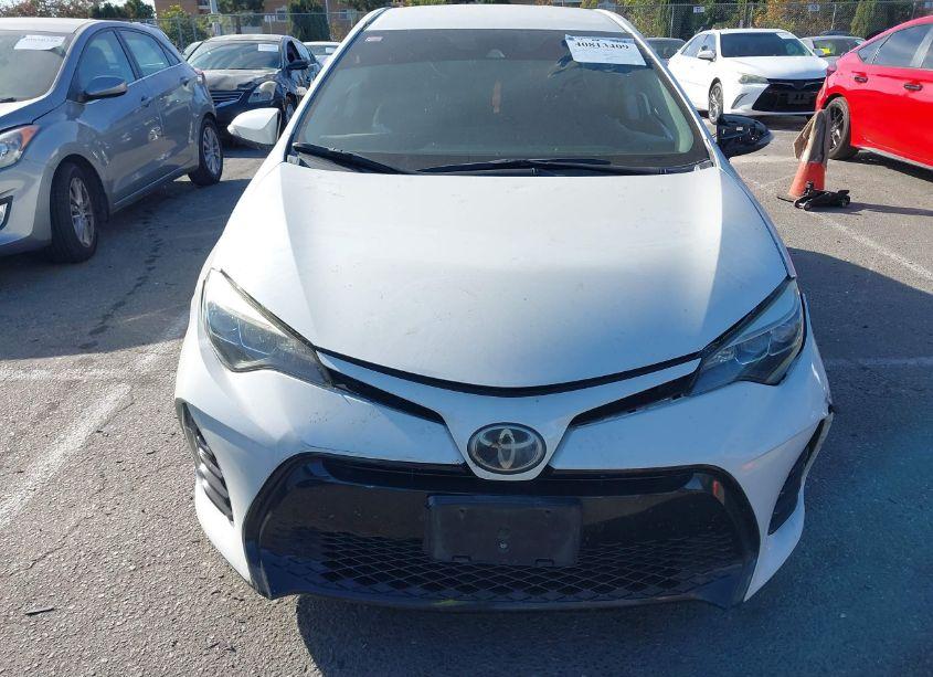 Photo 12 of 2017 Toyota Corolla SE (VIN 5YFBURHE5HP697734)