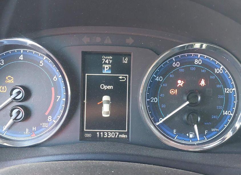 Photo 15 of 2017 Toyota Corolla SE (VIN 5YFBURHE5HP697734)