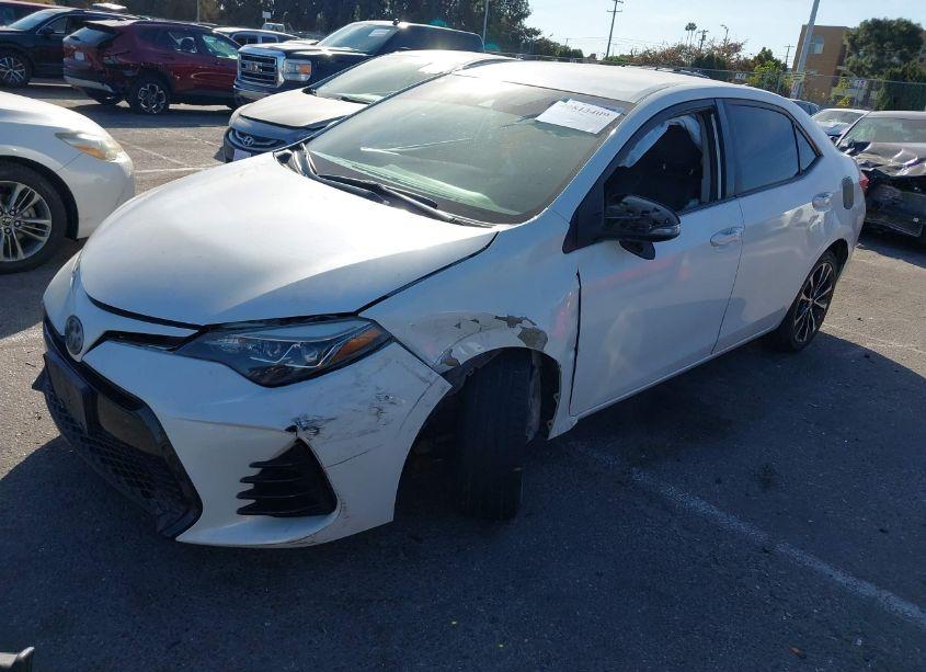 Photo 2 of 2017 Toyota Corolla SE (VIN 5YFBURHE5HP697734)