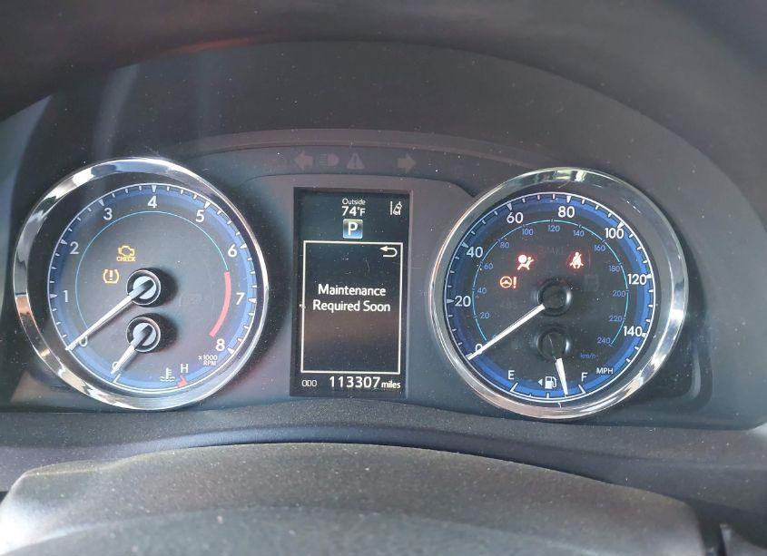 Photo 7 of 2017 Toyota Corolla SE (VIN 5YFBURHE5HP697734)