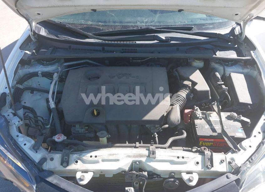 Photo 10 of 2017 Toyota Corolla LE (VIN 5YFBURHE5HP706271)