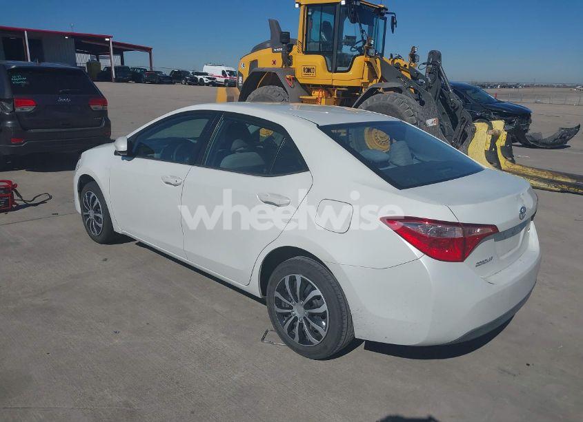 Photo 3 of 2017 Toyota Corolla LE (VIN 5YFBURHE5HP706271)