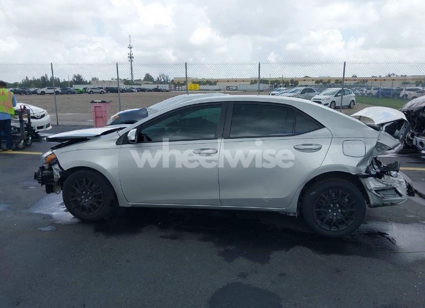 Photo 15 of 2017 Toyota Corolla LE (VIN 5YFBURHE5HP713219)