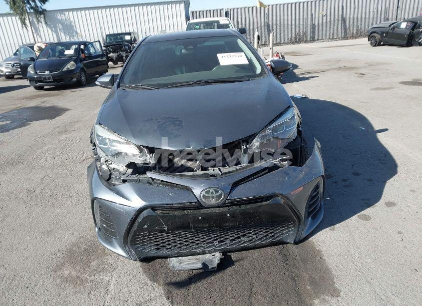 Photo 12 of 2018 Toyota Corolla XSE (VIN 5YFBURHE5JP753435)