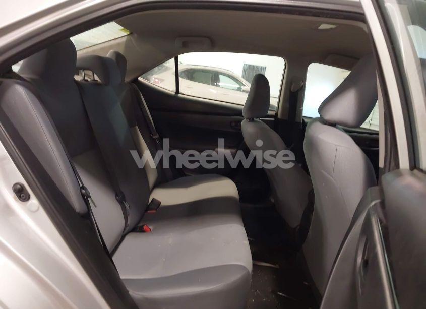 Photo 8 of 2018 Toyota Corolla L (VIN 5YFBURHE5JP761017)