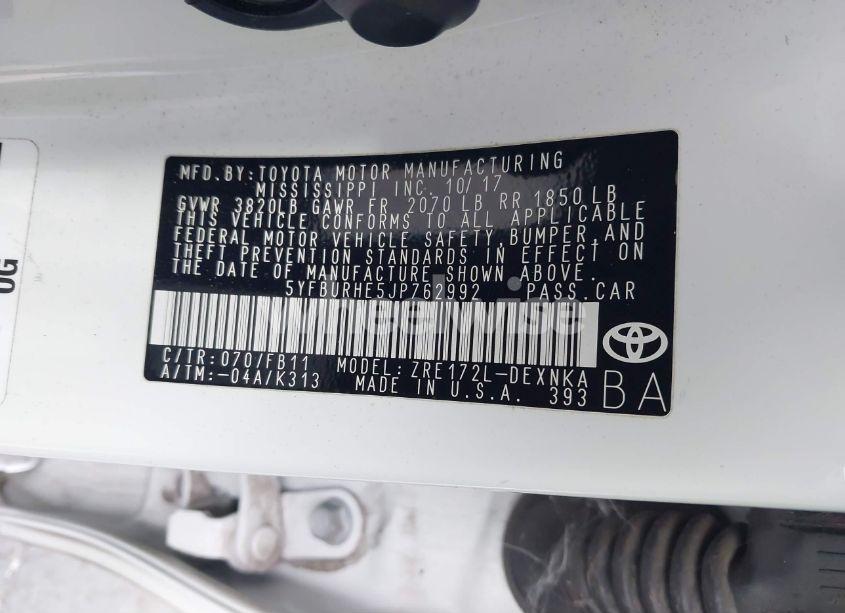 Photo 9 of 2018 Toyota Corolla LE (VIN 5YFBURHE5JP762992)