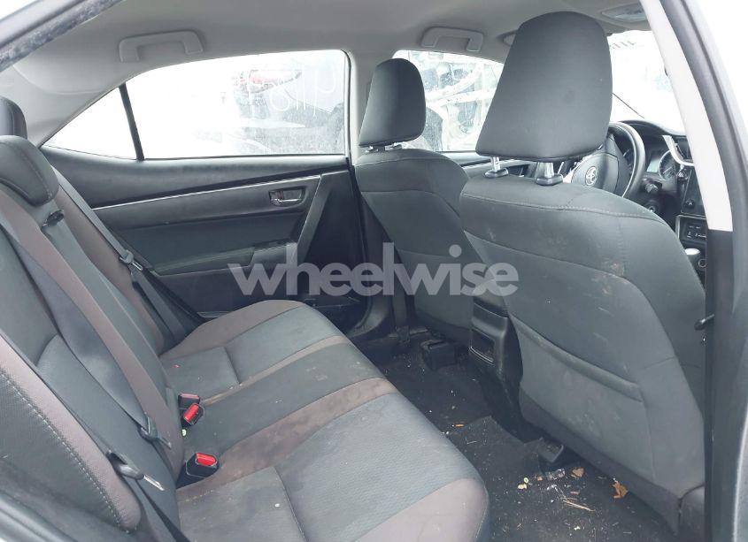 Photo 8 of 2018 Toyota Corolla LE (VIN 5YFBURHE5JP766461)