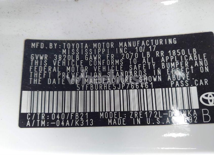 Photo 9 of 2018 Toyota Corolla LE (VIN 5YFBURHE5JP766461)